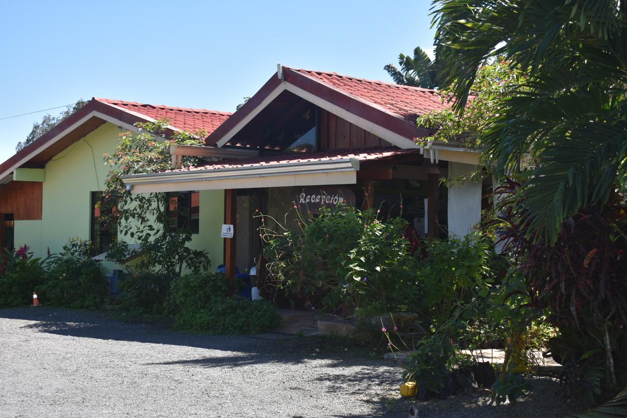 Hotel Roca Negra Del Arenal La Fortuna Bagian luar foto